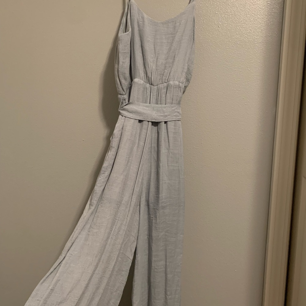Light gray jumper